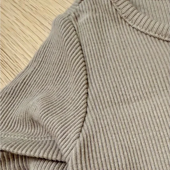 GAP Kids Beige Ribbed Two-Piece Set - Picture 2 of 3